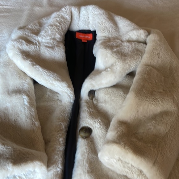 Joe Fresh Teddy coat - Picture 4 of 4